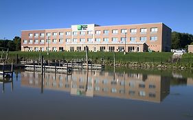 Holiday Inn Express Port Huron